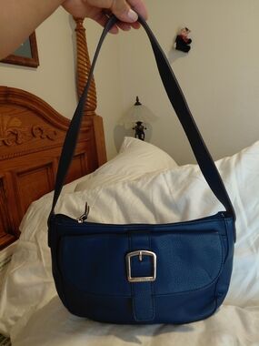 Liz Claiborne Navy Blue Leather Crossbody Bag with Buckle